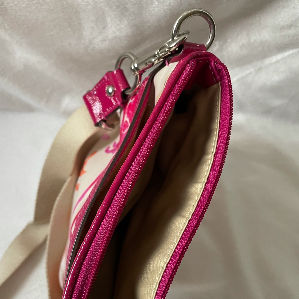 Coach Swingpack - image 3